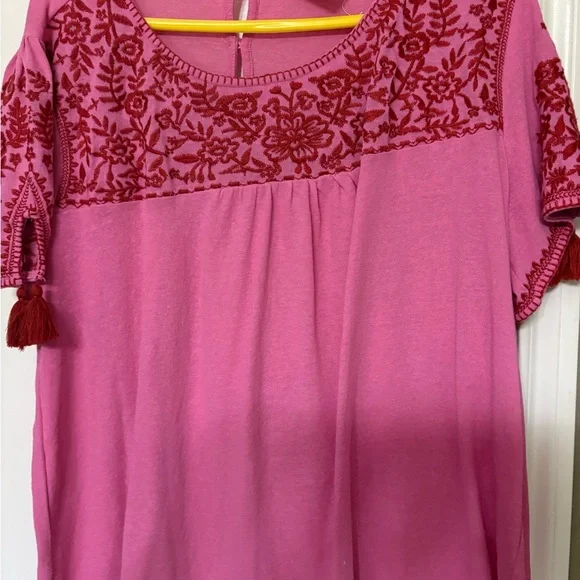 Savanna Jane Fuchsia Top with Red Embroidery - Picture 3 of 4